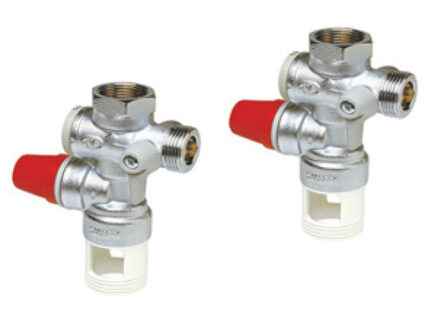 Hydraulische beveiligingsgroep van Ariston voor boilers NUOS EVO, 1/2 inch, professioneel ontworpen.