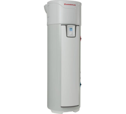 Efficiënte warmtepompboiler Immergas RAPAX 200 V3, 200 liter met 3.030632 label op de voorkant.