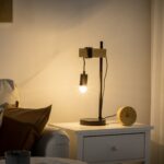 immagine-2-easycomfort-easycomfort-lampada-da-tavolo-in-stile-industriale-in-legno-e-acciaio-senza-paralume-nero-e-naturale-jpg